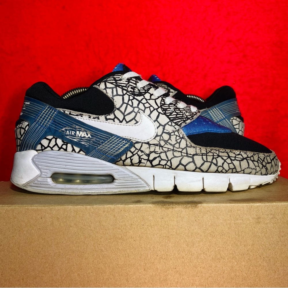 Size 9 Nike Air Max 90 Current Huarache Hufquake 375576-011